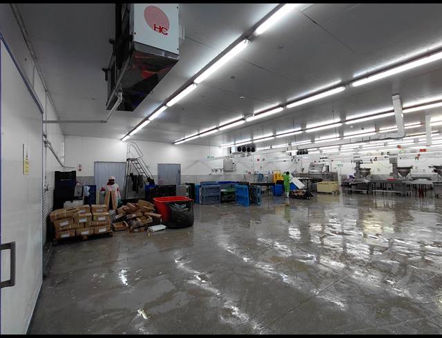1,856M² WAREHOUSE FOR SALE IN CLAYVILLE